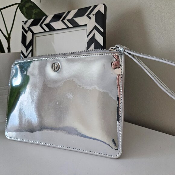 Lululemon Silver Wrislet in like new condition - Picture 1 of 4
